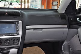 2013款斯柯达明锐1.6L手自一体逸杰版