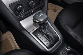 2013款斯柯达明锐1.6L手自一体逸杰版