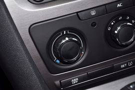 2013款斯柯达明锐1.6L手自一体逸杰版