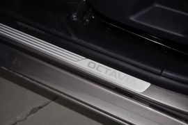 2014款斯柯达明锐1.6L手自一体逸杰版