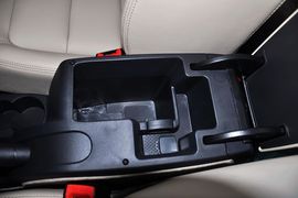 2014款斯柯达明锐1.6L手自一体逸俊版