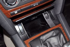 2014款斯柯达明锐1.6L手自一体逸俊版