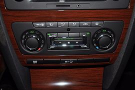 2014款斯柯达明锐1.6L手自一体逸俊版