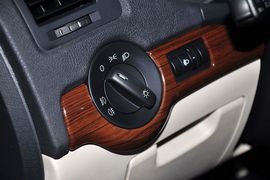 2014款斯柯达明锐1.6L手自一体逸俊版