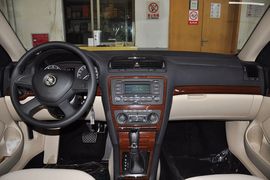 2014款斯柯达明锐1.6L手自一体逸俊版