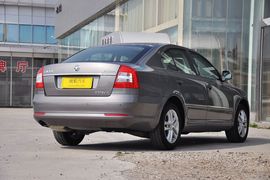 2014款斯柯达明锐1.6L手自一体逸俊版