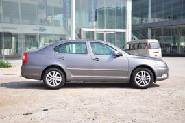 2014款斯柯达明锐1.6L手自一体逸俊版