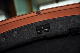 2012款现代劳恩斯酷派2.0T自动靓雅版