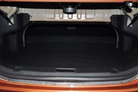 2012款现代劳恩斯酷派2.0T自动靓雅版