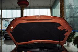 2012款现代劳恩斯酷派2.0T自动靓雅版