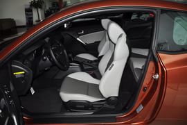 2012款现代劳恩斯酷派2.0T自动靓雅版