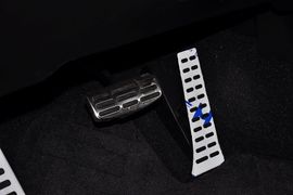 2012款现代劳恩斯酷派2.0T自动靓雅版