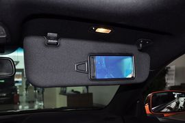 2012款现代劳恩斯酷派2.0T自动靓雅版