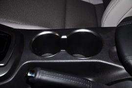 2012款现代劳恩斯酷派2.0T自动靓雅版