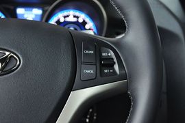 2012款现代劳恩斯酷派2.0T自动靓雅版