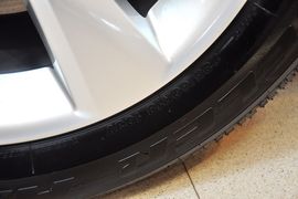 2013款雷克萨斯RX270马克莱文森限量版