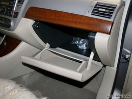 2009款日产新轩逸