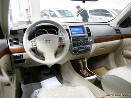 2009款日产新轩逸