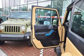 2013款Jeep牧马人两门版撒哈拉3.6L