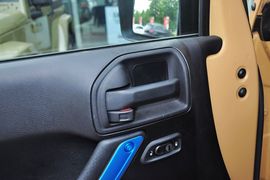 2013款Jeep牧马人两门版撒哈拉3.6L