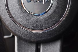 2013款Jeep牧马人两门版撒哈拉3.6L