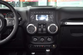 2013款Jeep牧马人两门版撒哈拉3.6L