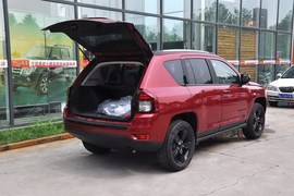 2014款Jeep指南者2.4L