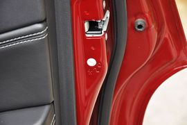 2014款Jeep指南者2.4L