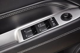 2014款Jeep指南者2.4L