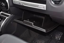 2014款Jeep指南者2.4L
