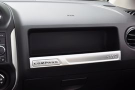 2014款Jeep指南者2.4L