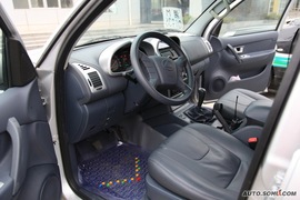 2009款长丰猎豹CS6试驾