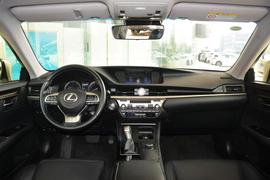 2015款雷克萨斯ES200