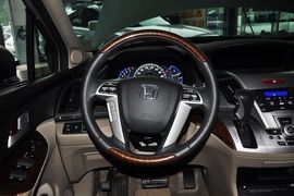 2013款本田奥德赛2.4L智能版到店实拍