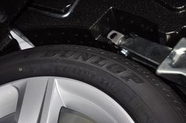 2012款丰田凯美瑞骏瑞2.0S耀动版