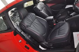 2013款起亚速迈1.6L