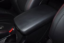 2013款起亚速迈1.6L