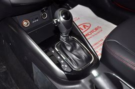 2013款起亚速迈1.6L