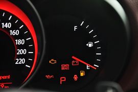 2013款起亚速迈1.6L