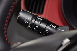 2013款起亚速迈1.6L