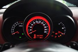 2013款起亚速迈1.6L