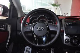 2013款起亚速迈1.6L