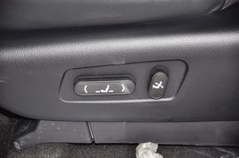 2013款起亚霸锐3.8L豪华版