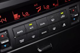 2013款起亚霸锐3.8L豪华版