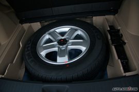 2009款起亚狮跑