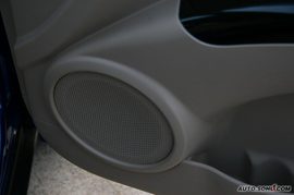 2009款起亚狮跑