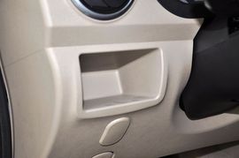 2010款五菱宏光1.2L舒适型