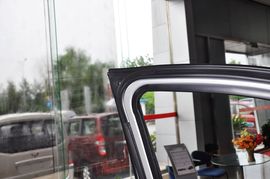 2010款五菱宏光1.2L舒适型