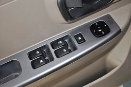 2010款五菱宏光1.2L舒适型