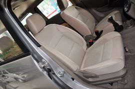 2010款五菱宏光1.2L舒适型